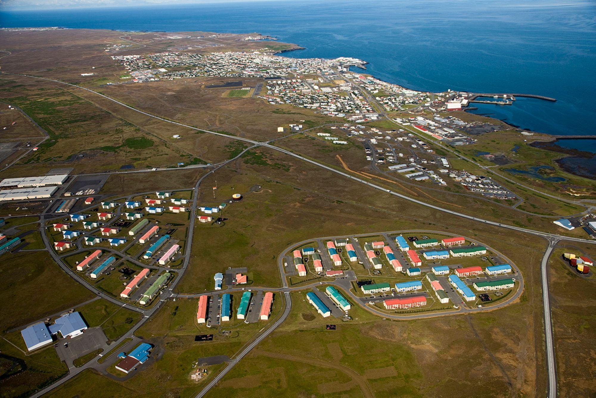 Fyrrum herstöðvarsvæði, nú Ásbrú Reykjanesbæ Horft yfir Ásbrú