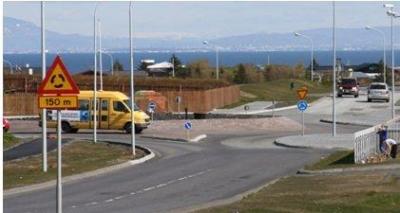 Góð reynsla er af hringtorgum.