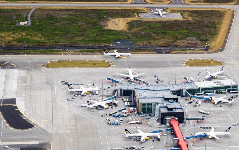 Frá Keflavíkurflugvelli. Mynd með frétt um skipulagsreglurnar á vef samgöngu- og sveitastjórnarráðu&hellip;