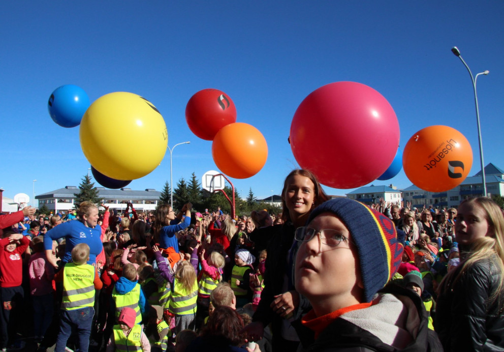 Frá setningu Ljósanætur við Myllubakkaskóla árið 2016.