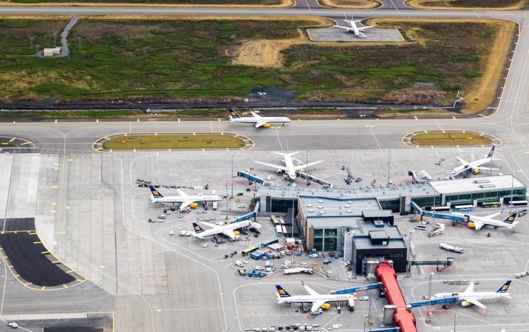 Frá Keflavíkurflugvelli. Mynd með frétt um skipulagsreglurnar á vef samgöngu- og sveitastjórnarráðu&hellip;