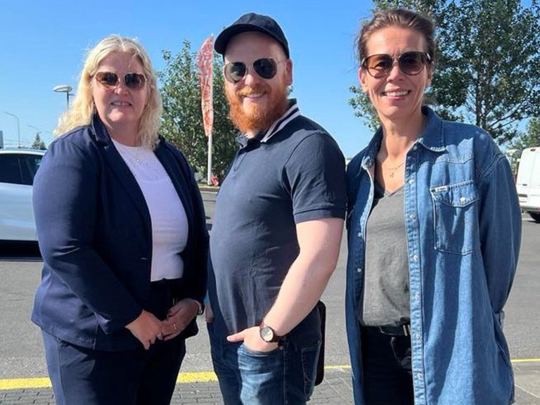 Á myndinni er hluti stýrihóps verkefnisins; Kolfinna Njálsdóttir deildarstjóri skólaþjónustu, Ævar &hellip;